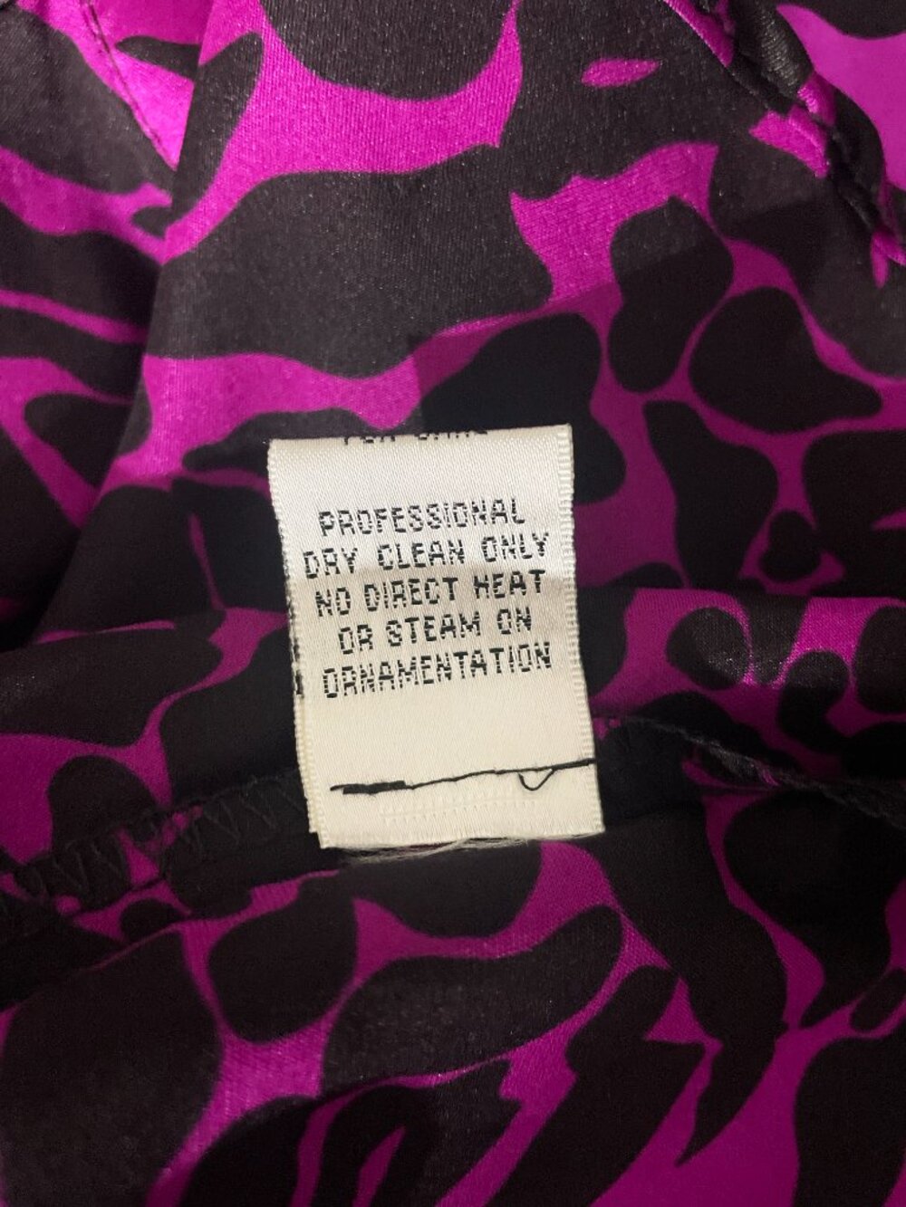 RARE Vintage CACHÉ Silk-Blend Ruched Zebra Blouse Size XS EUC - Picture 9 of 10